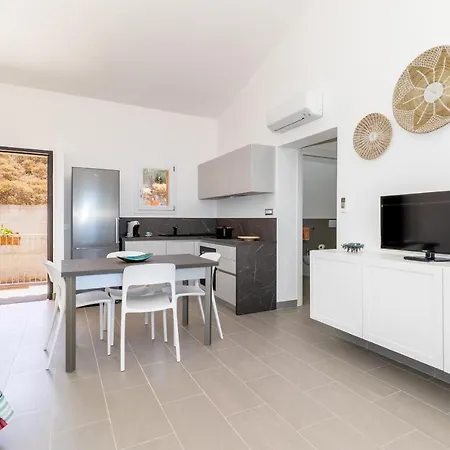 Carolina House 아파트 Trinità dʼAgultu